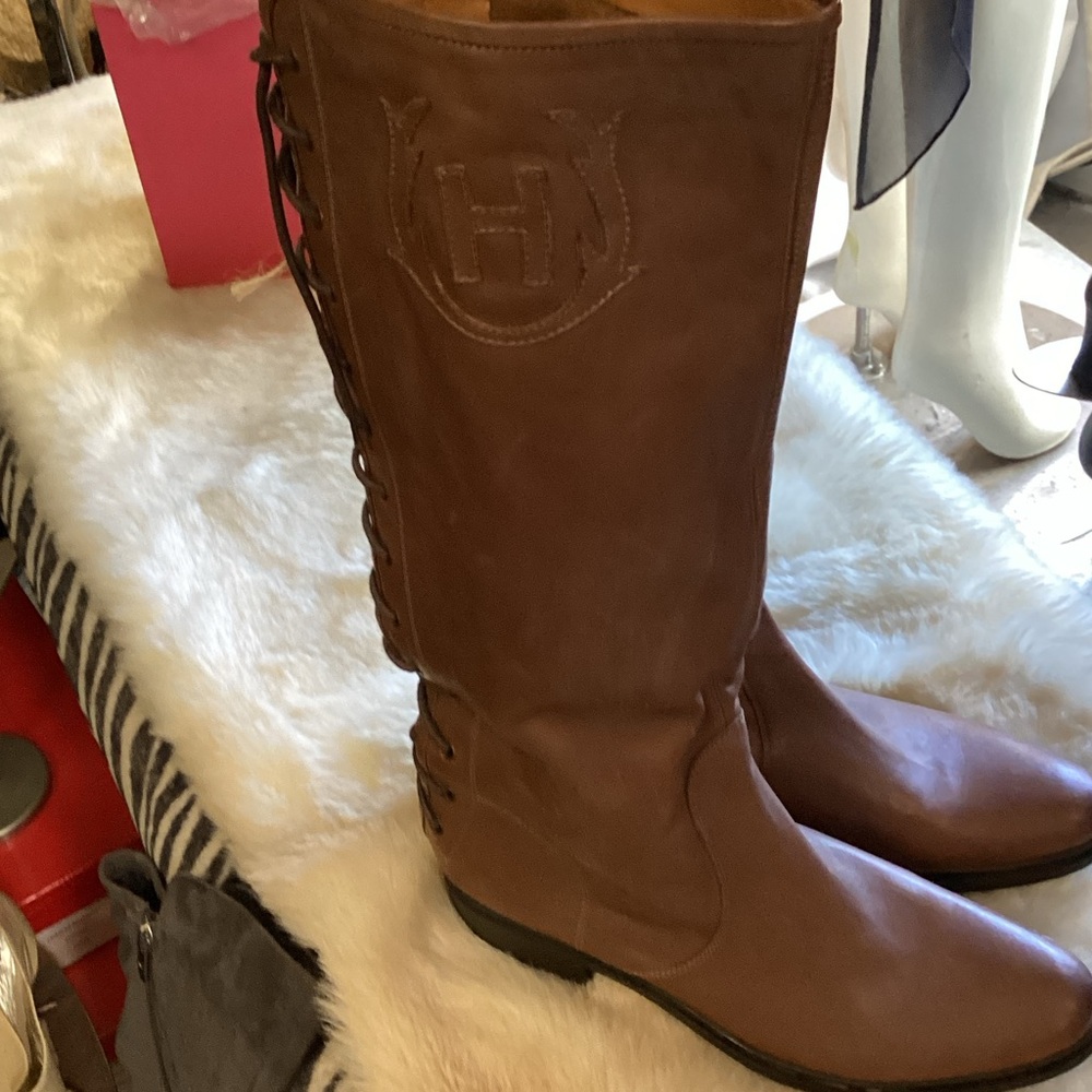 Brown Leather Knee-High Boots by HUNTER. ALL LEATHER GRIP SOLES. LACE UP BACK